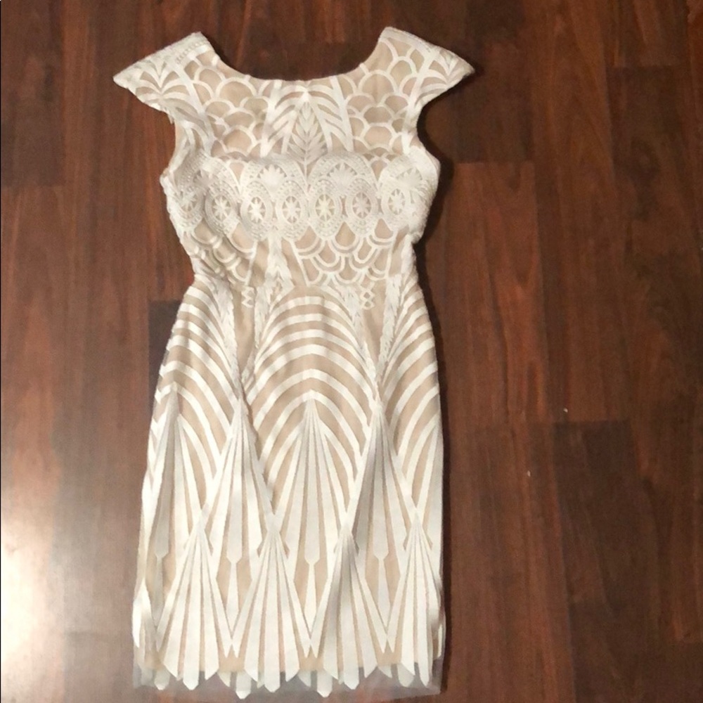 Nude/white Dress (LWD)